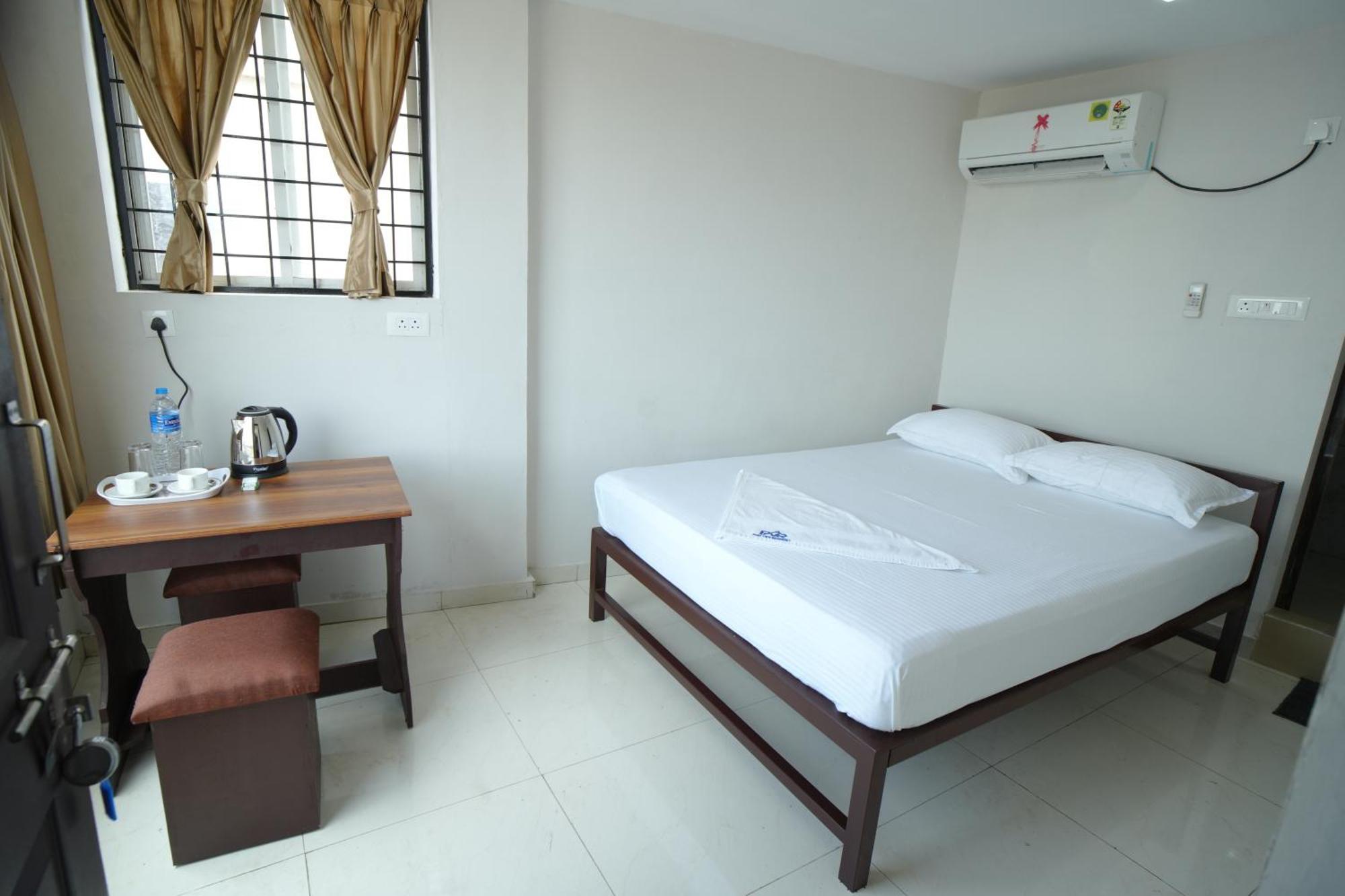 Port View Residency Pvr Hotel Nedumbassery Eksteriør billede