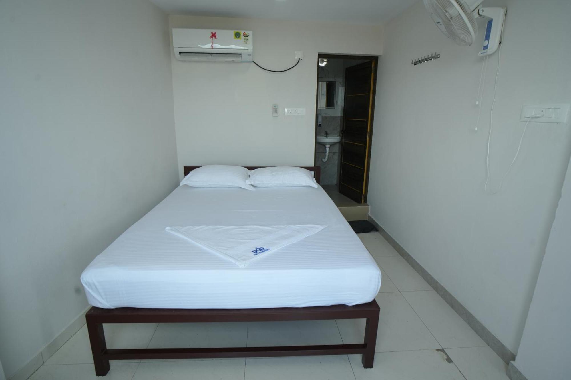 Port View Residency Pvr Hotel Nedumbassery Eksteriør billede