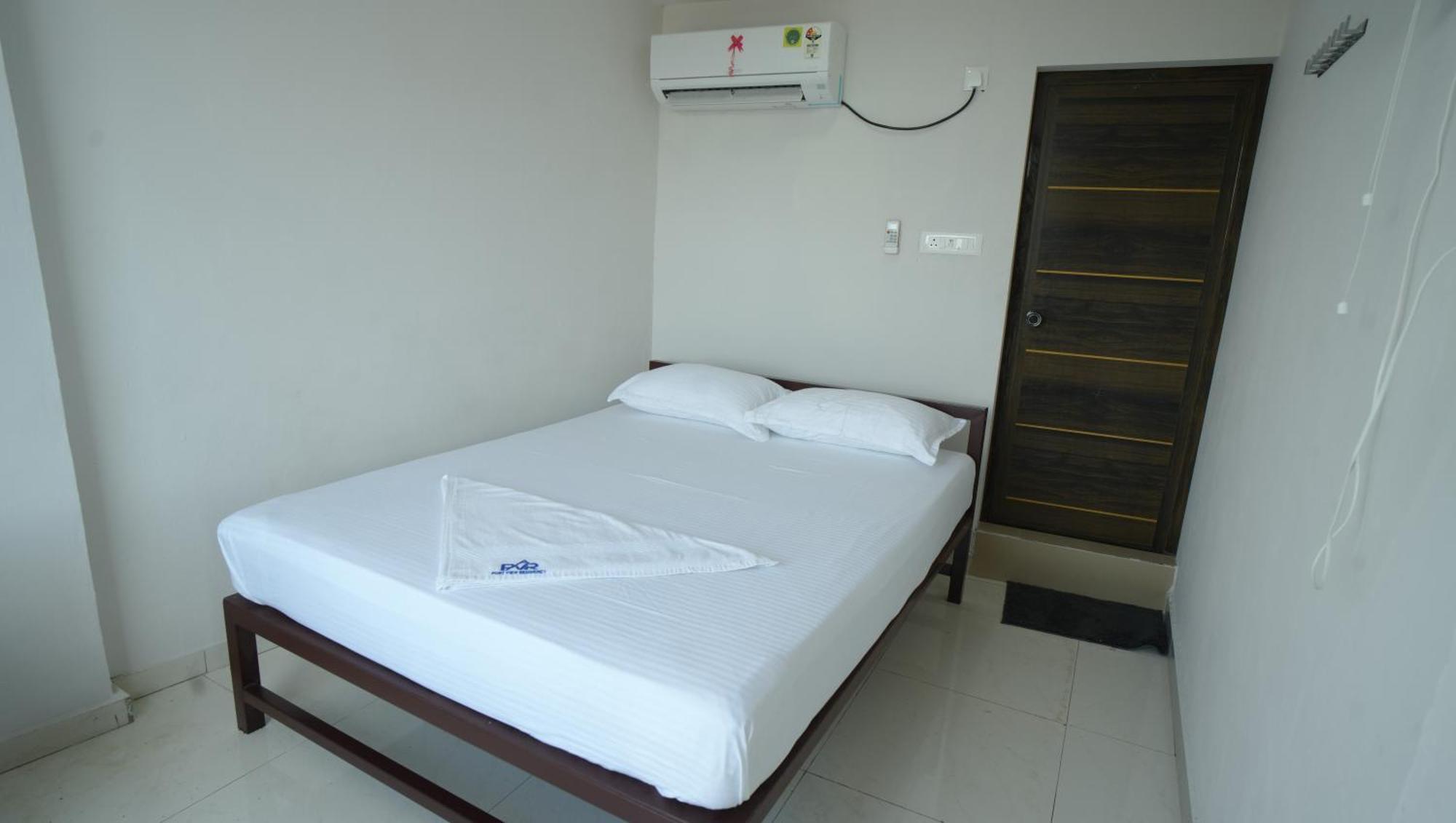 Port View Residency Pvr Hotel Nedumbassery Eksteriør billede