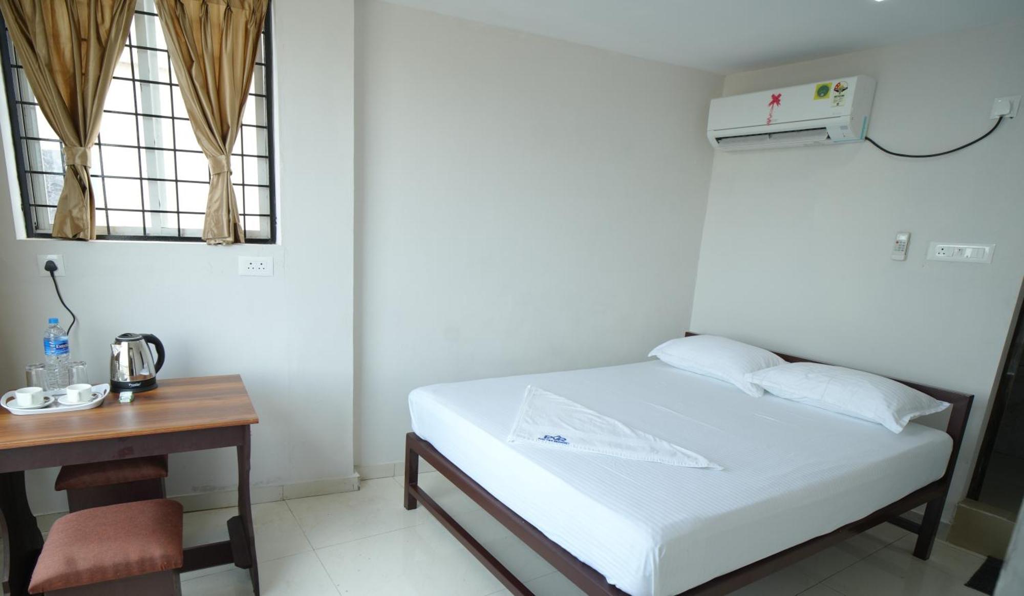 Port View Residency Pvr Hotel Nedumbassery Eksteriør billede