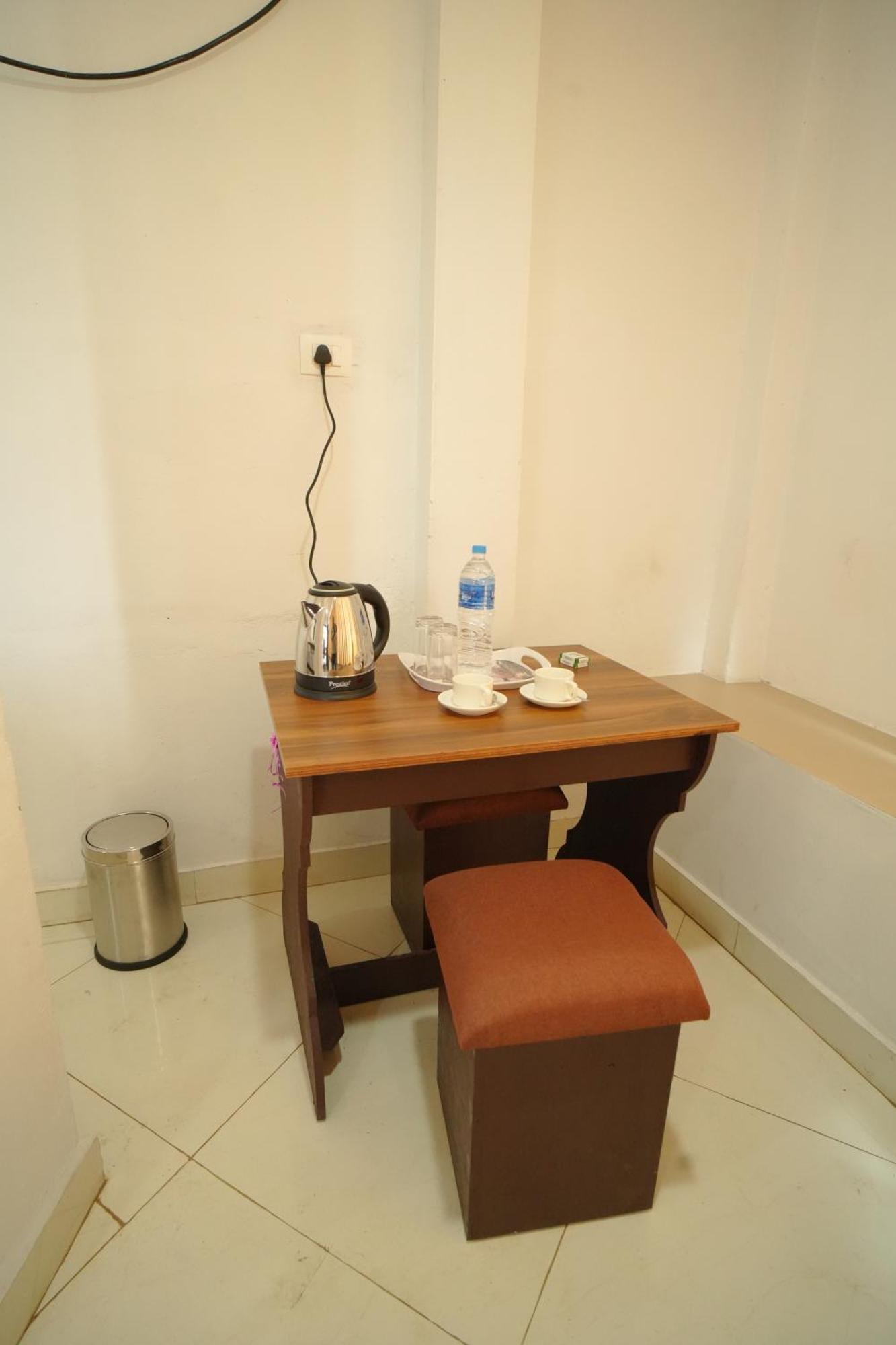 Port View Residency Pvr Hotel Nedumbassery Eksteriør billede
