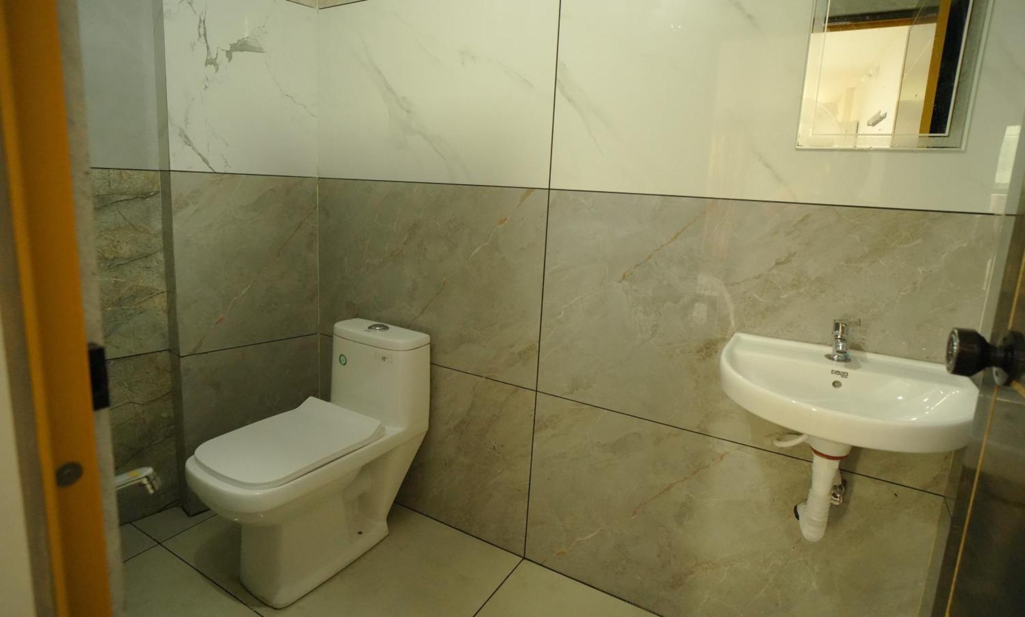 Port View Residency Pvr Hotel Nedumbassery Eksteriør billede