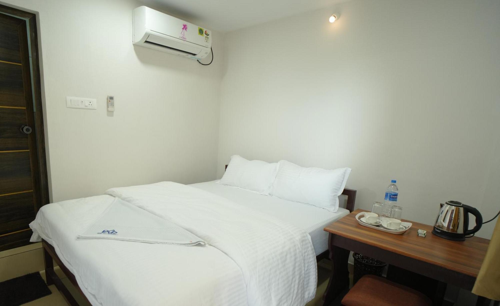 Port View Residency Pvr Hotel Nedumbassery Eksteriør billede